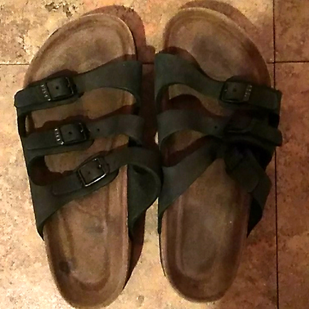 Black Florida Birkenstocks